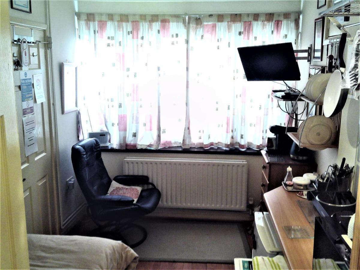 Mike & Carolyn Ball B&B Dudley Luaran gambar